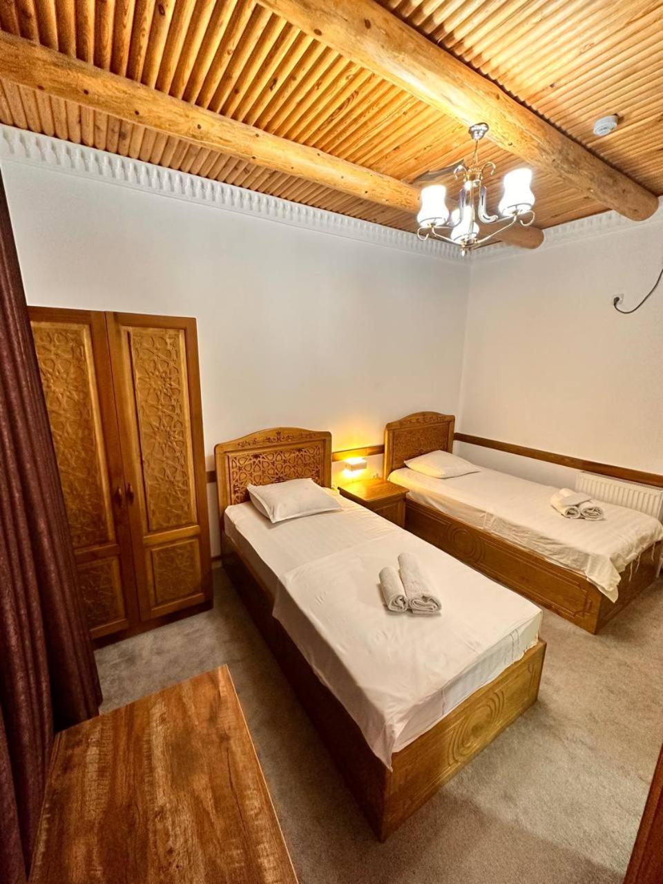 Munis Hotel Buhara Exterior foto